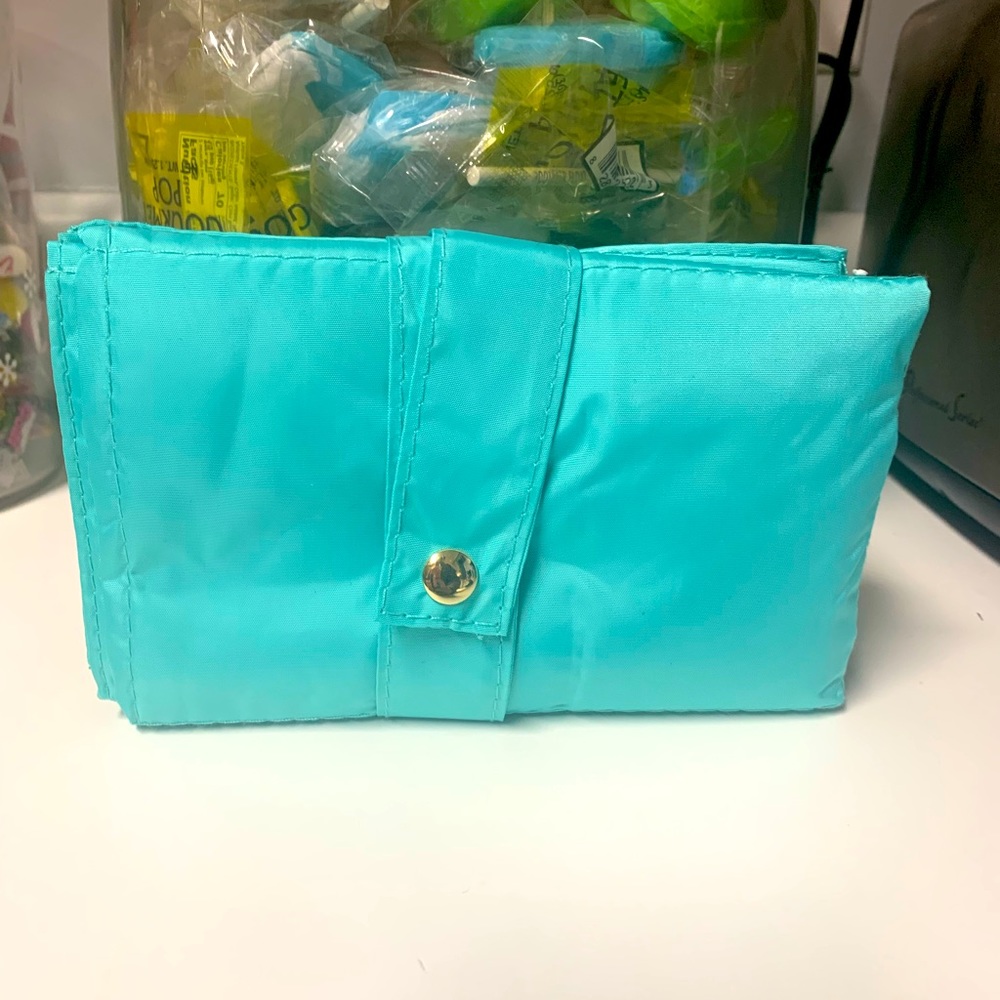New! Foldable Padded Travel Changing Pad 💫